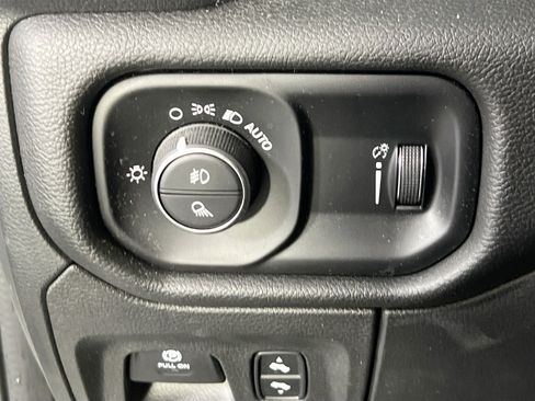 Used 2022 RAM 1500 Big Horn image 10