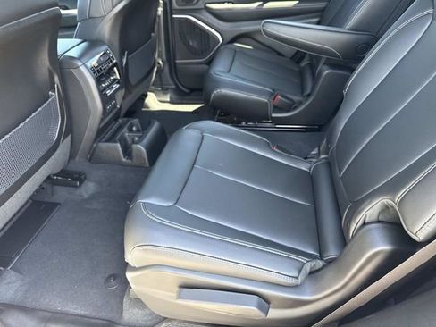 New 2026 Jeep Grand Cherokee L Limited RWD image 10