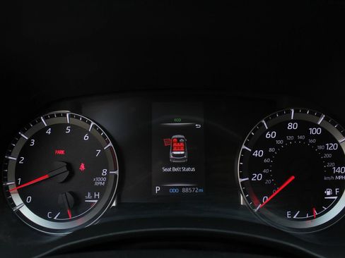 Used 2020 Toyota Highlander L AWD/4WD image 31