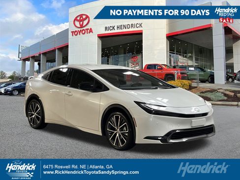 Certified 2024 Toyota Prius XLE image 1