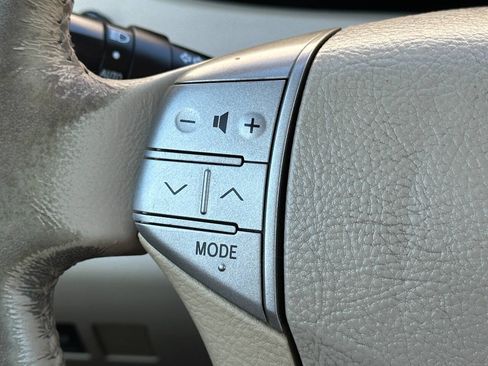 Used 2006 Toyota Avalon Limited image 44