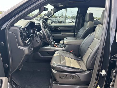 Used 2022 Chevrolet Silverado 1500 ZR2 w/ Technology Package AWD/4WD image 24