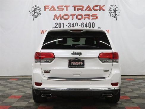 Used 2019 Jeep Grand Cherokee Summit AWD/4WD image 5