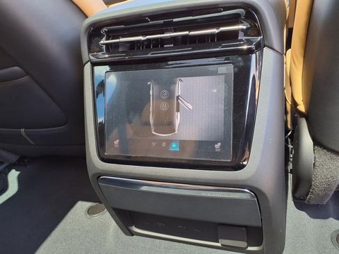 Used 2026 Cadillac Escalade IQ Sport 2 w/ LPO, ONYX Package AWD/4WD image 11