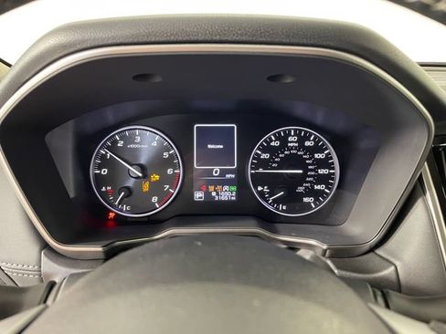 Used 2024 Subaru Outback Limited AWD/4WD image 5
