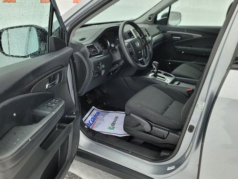 Used 2019 Honda Ridgeline Sport image 18