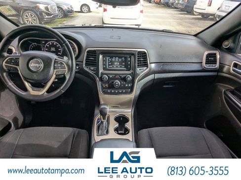Used 2017 Jeep Grand Cherokee Laredo w/ Quick Order Package 2BE image 15
