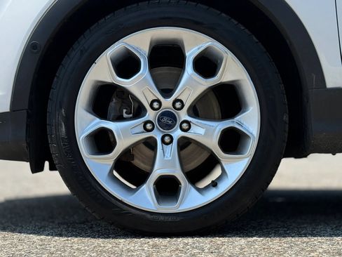 Used 2013 Ford Escape Titanium w/ Parking Technology Pkg AWD/4WD image 30
