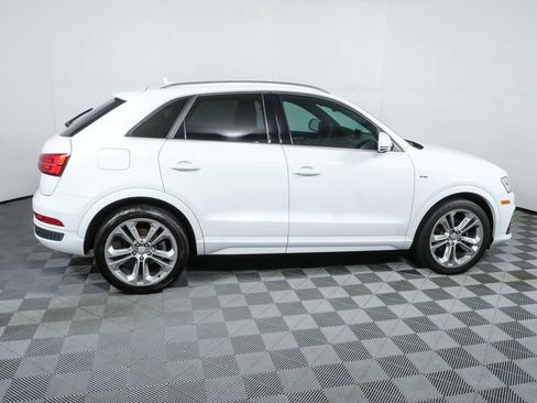 Used 2017 Audi Q3 2.0T Prestige w/ Prestige Package AWD/4WD image 2