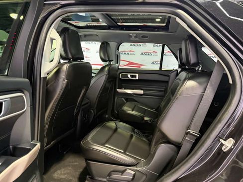 Used 2023 Ford Explorer XLT w/ Equipment Group 202A AWD/4WD image 45