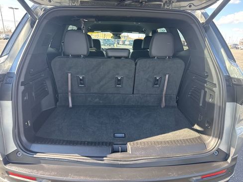 Used 2025 Buick Enclave Preferred image 13