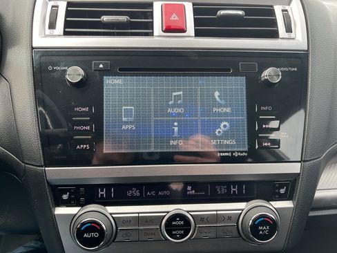 Used 2015 Subaru Outback 2.5i Premium image 12