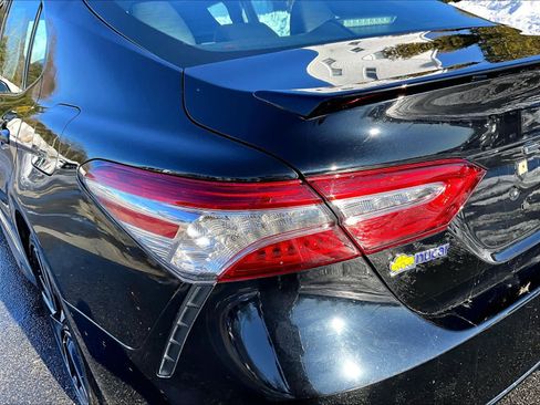 Used 2020 Toyota Camry XSE image 34