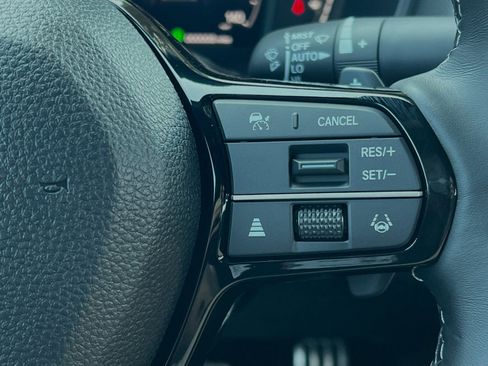 Used 2025 Honda Civic Sport image 25