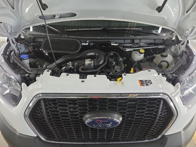Used 2025 Ford Transit 250 Low Roof w/ Exterior Upgrade Package RWD image 19