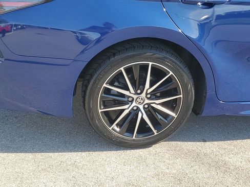 Certified 2023 Toyota Camry SE image 5