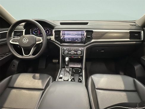 Used 2022 Volkswagen Atlas SE image 19
