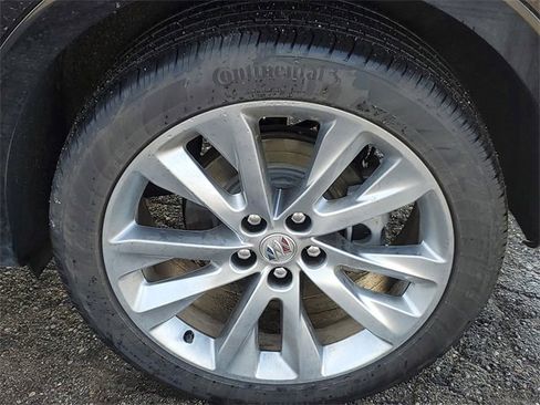 Certified 2023 Buick Envision Avenir image 35