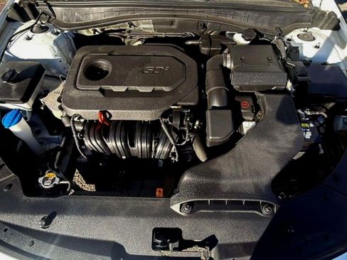 Used 2019 Kia Optima LX image 20