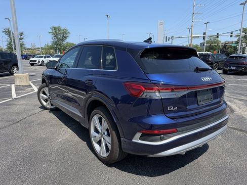 Used 2023 Audi Q4 e-tron Premium Plus w/ Premium Plus AWD/4WD image 3