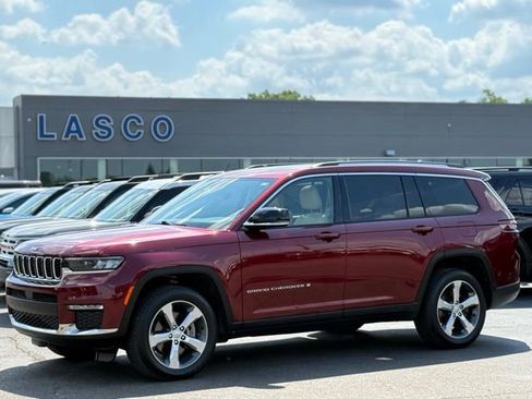 Used 2021 Jeep Grand Cherokee L Limited AWD/4WD image 1