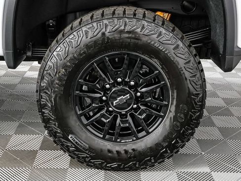 New 2026 Chevrolet Silverado 2500 ZR2 image 34