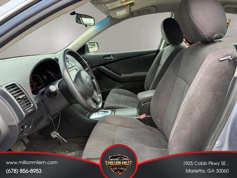 Used 2012 Nissan Altima 2.5 S FWD image 2