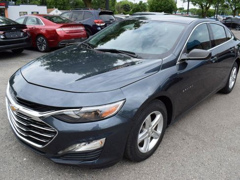 Used 2020 Chevrolet Malibu LS FWD image 4