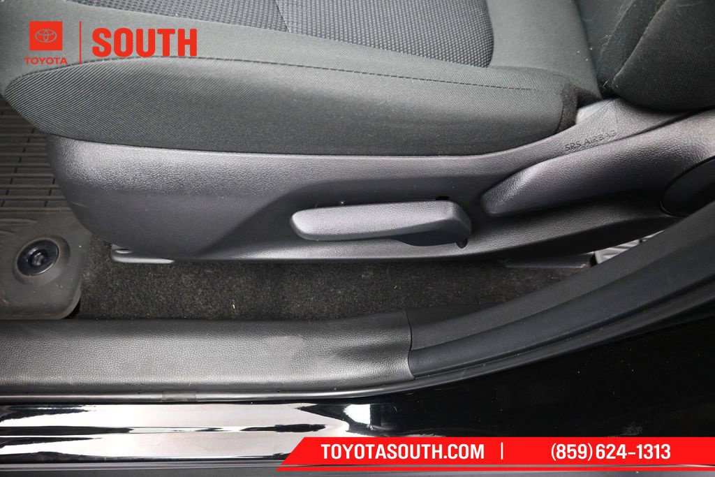 Certified 2025 Toyota RAV4 LE AWD/4WD image 21