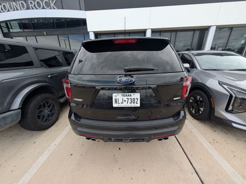 Used 2018 Ford Explorer Sport w/ Equipment Group 401A AWD/4WD image 5