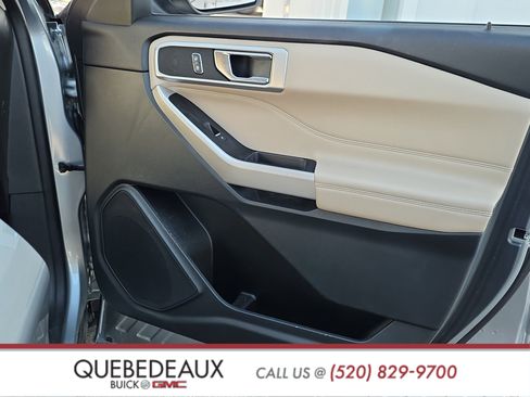 Used 2022 Ford Explorer XLT image 27