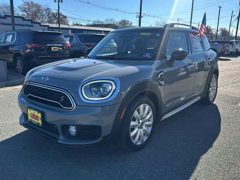 Used 2017 MINI Cooper Countryman S image 3