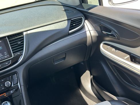 Used 2017 Buick Encore Preferred FWD image 18