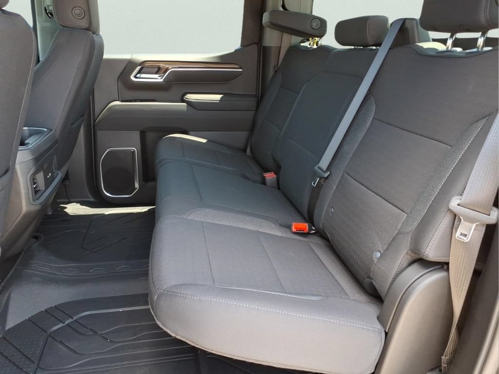 New 2026 Chevrolet Silverado 1500 RST w/ Redline Edition AWD/4WD image 20