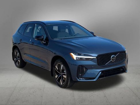 Certified 2026 Volvo XC60 B5 Plus w/ Protection Package Premier AWD/4WD image 8