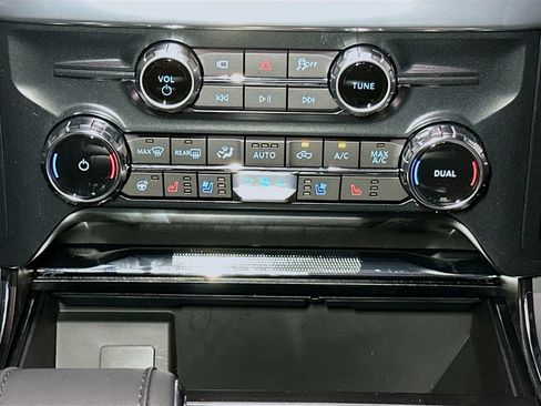 New 2026 Ford F150 Lariat w/ Equipment Group 501A Mid AWD/4WD image 12