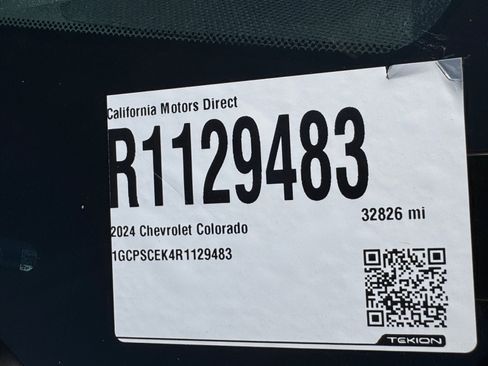Used 2024 Chevrolet Colorado LT w/ LT Convenience Package II RWD image 17