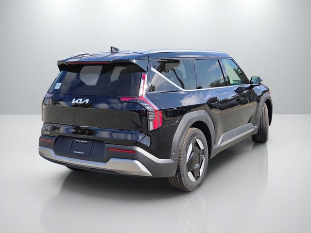 New 2026 Kia EV9 Wind AWD/4WD image 4