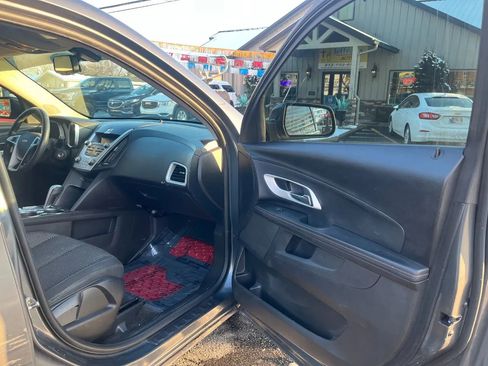 Used 2011 Chevrolet Equinox LT w/ Driver Convenience Package image 20