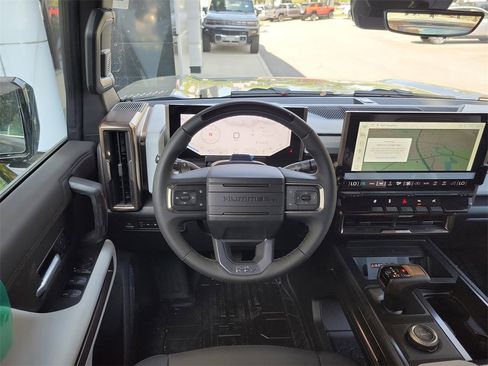 New 2025 GMC Hummer EV 3X image 31