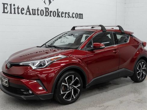 Used 2019 Toyota C-HR Limited FWD image 35