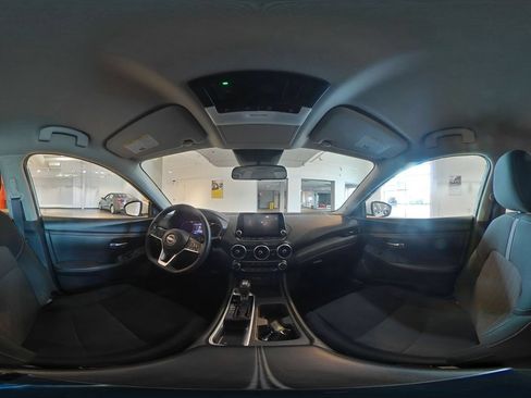 Used 2025 Nissan Sentra SV FWD image 36