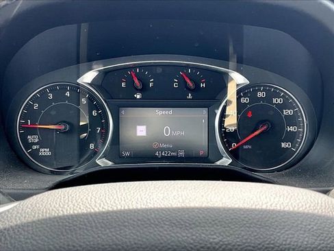 Used 2023 GMC Acadia AT4 w/ Preferred Package AWD/4WD image 3
