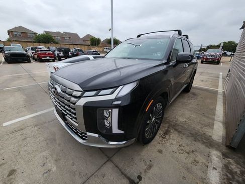 Used 2024 Hyundai Palisade Calligraphy AWD/4WD image 3