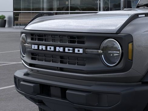 New 2025 Ford Bronco 4-Door image 19