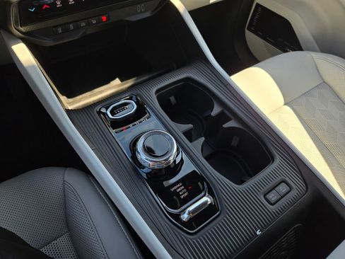 New 2026 Jeep Cherokee Overland w/ Advanced Pro Tech Group image 23