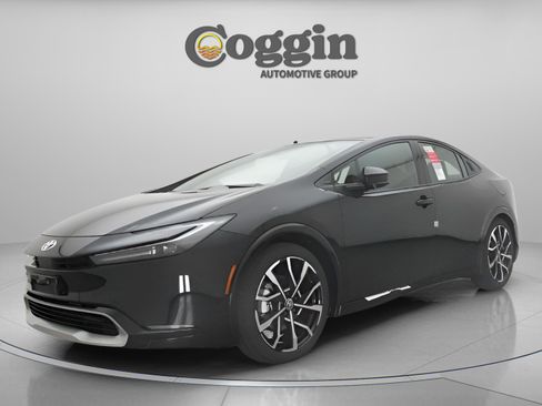 New 2026 Toyota Prius Plug-In Hybrid image 1