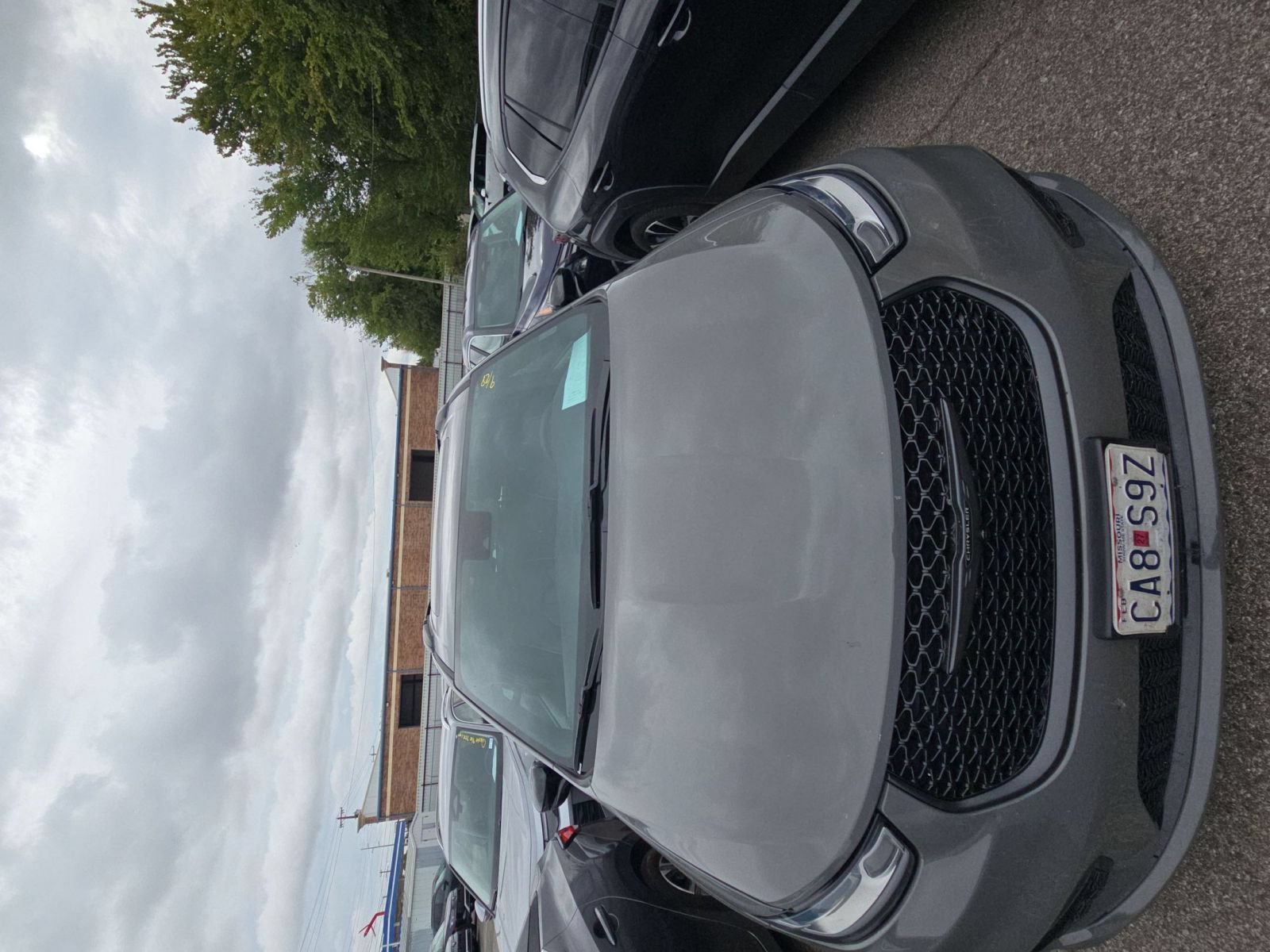 Used 2025 Chrysler Pacifica Limited FWD image 24