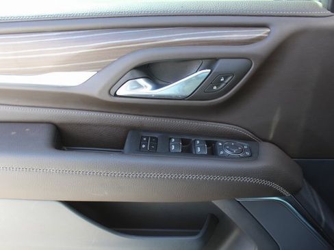 Used 2024 GMC Yukon Denali w/ Advanced Technology Package image 38