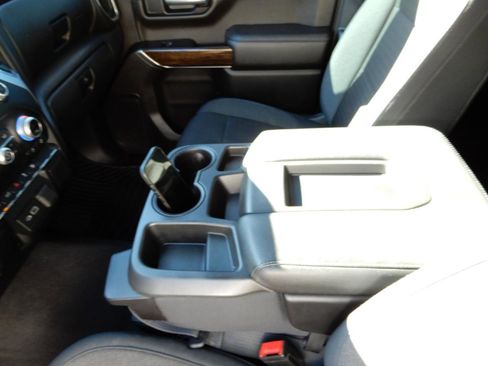 Used 2019 GMC Sierra 1500 SLE w/ SLE Value Package image 14